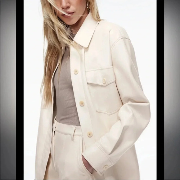 Aritzia Wilfred The Ganna Shirt Jacket in Vegan Leather in Birch - size M - Picture 2 of 8